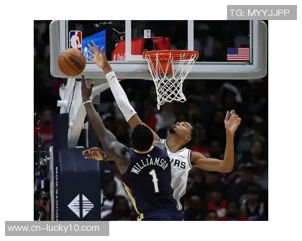 文班亚马新秀赛季表现抢眼场均20分10篮板3盖帽引领联盟新星潮流